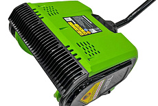 Обзор аккумуляторного снегоуборщика Greenworks GD60SS 60V 30 см (2602607)