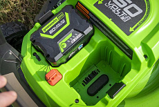 Аккумуляторная газонокосилка GREENWORKS GD60LM46 - обзор