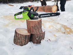 Обзор новой модели цепной пилы 40V