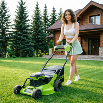 Газонокосилка самоходная Greenworks 82LM30S 82V 2519207 (76 см) бесщеточная аккумуляторная