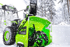 Обзор снегоуборщиков Greenworks