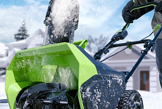 Обзор снегоуборщиков Greenworks