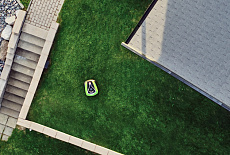 Роботы-газонокосилки