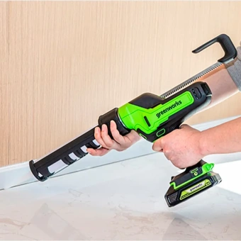 Аккумуляторный пистолет для герметика GREENWORKS 24V G24CAU (3501707) без аккумулятора и зарядного устройства