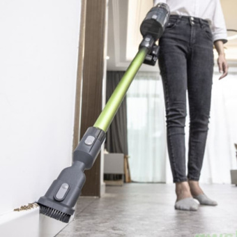 Аккумуляторный вертикальный пылесос GREENWORKS G24SVK4 (4700607UB) с АКБ 4 Ah и ЗУ