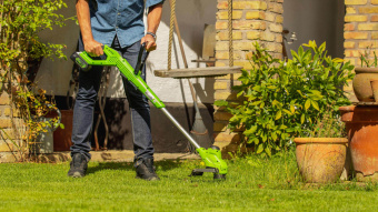 GREENWORKS Аккумуляторный триммер G24LT28 (2107107) без АКБ и ЗУ