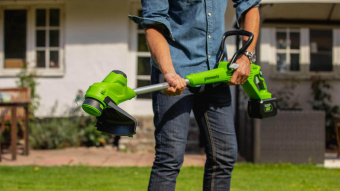 GREENWORKS Аккумуляторный триммер G24LT28 (2107107) без АКБ и ЗУ